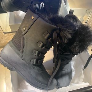 Moose Knuckles Men’s size 12 Gatineau boots